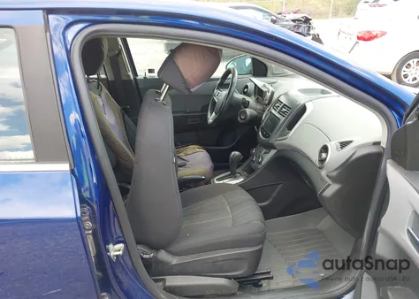 2013 Chevrolet Sonic Lt Auto z USA, uszkodzony, nr VIN 1G1JC5SGXD4255992